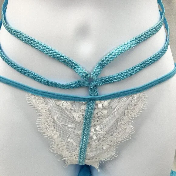 Yandy Cinderella Inspired Lace Lingerie Set with Garter - Picture 4 of 7